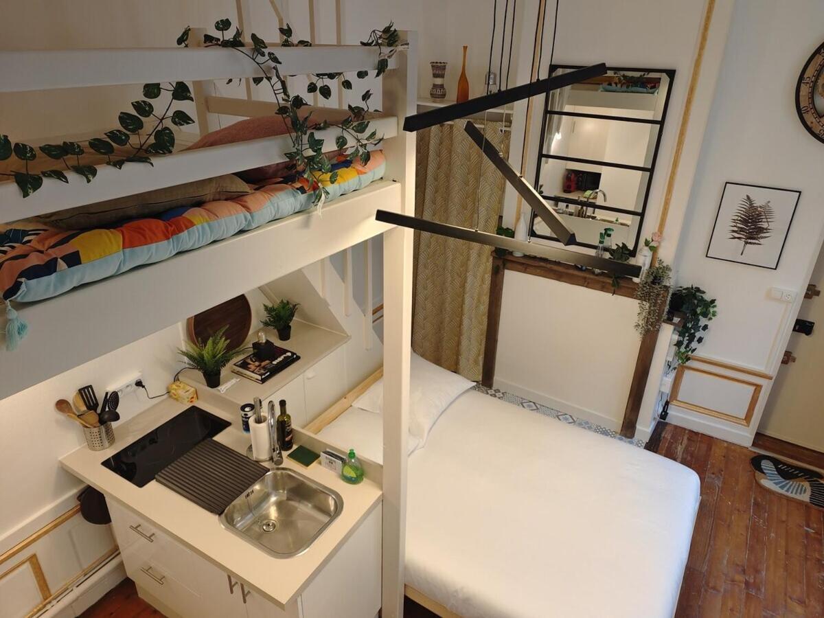 Studio Lumineux Et Fleuri Idealement Situe Apartment Caen Ngoại thất bức ảnh