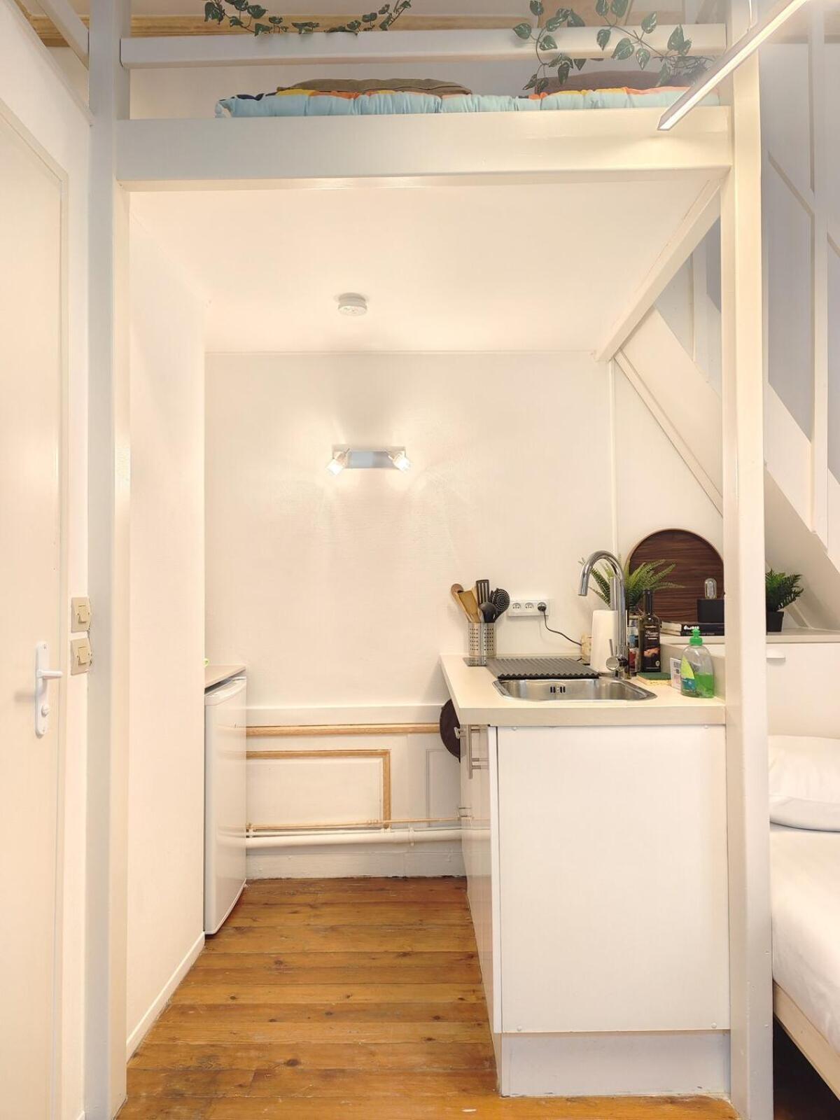 Studio Lumineux Et Fleuri Idealement Situe Apartment Caen Ngoại thất bức ảnh