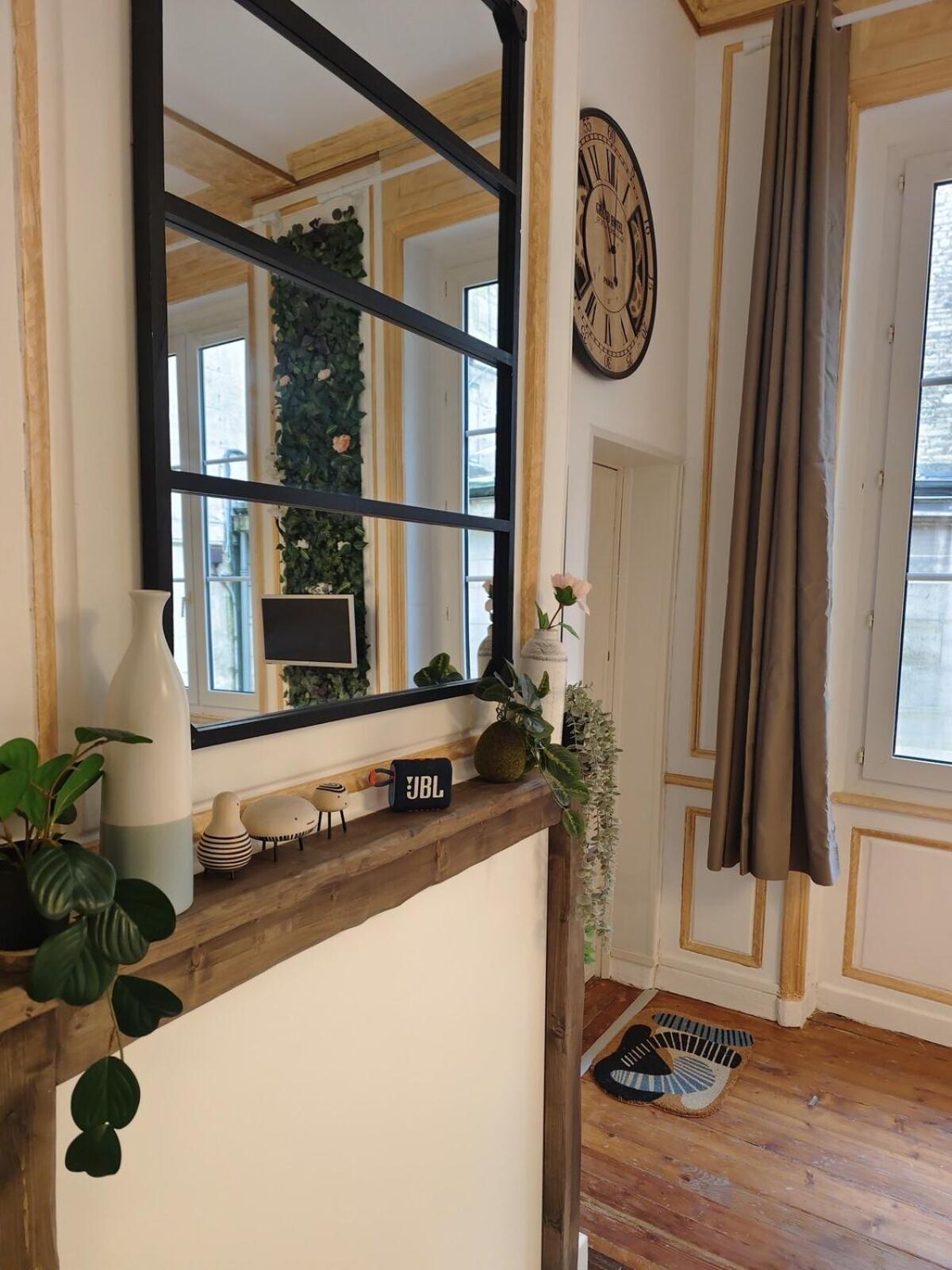 Studio Lumineux Et Fleuri Idealement Situe Apartment Caen Ngoại thất bức ảnh
